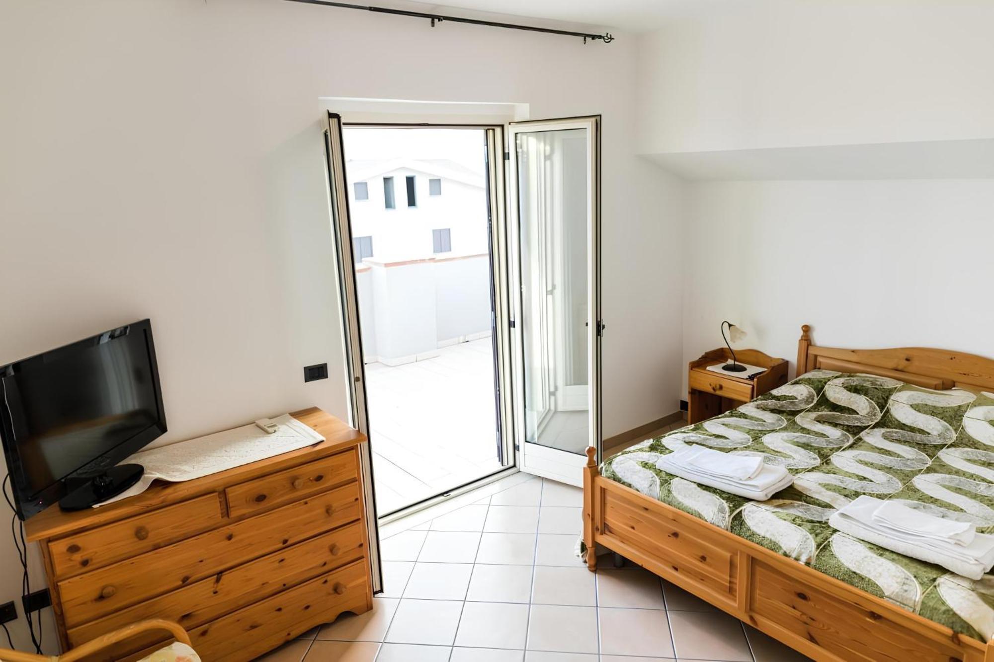 Torre Ancinale Bed & Breakfast Soverato Marina Exterior foto